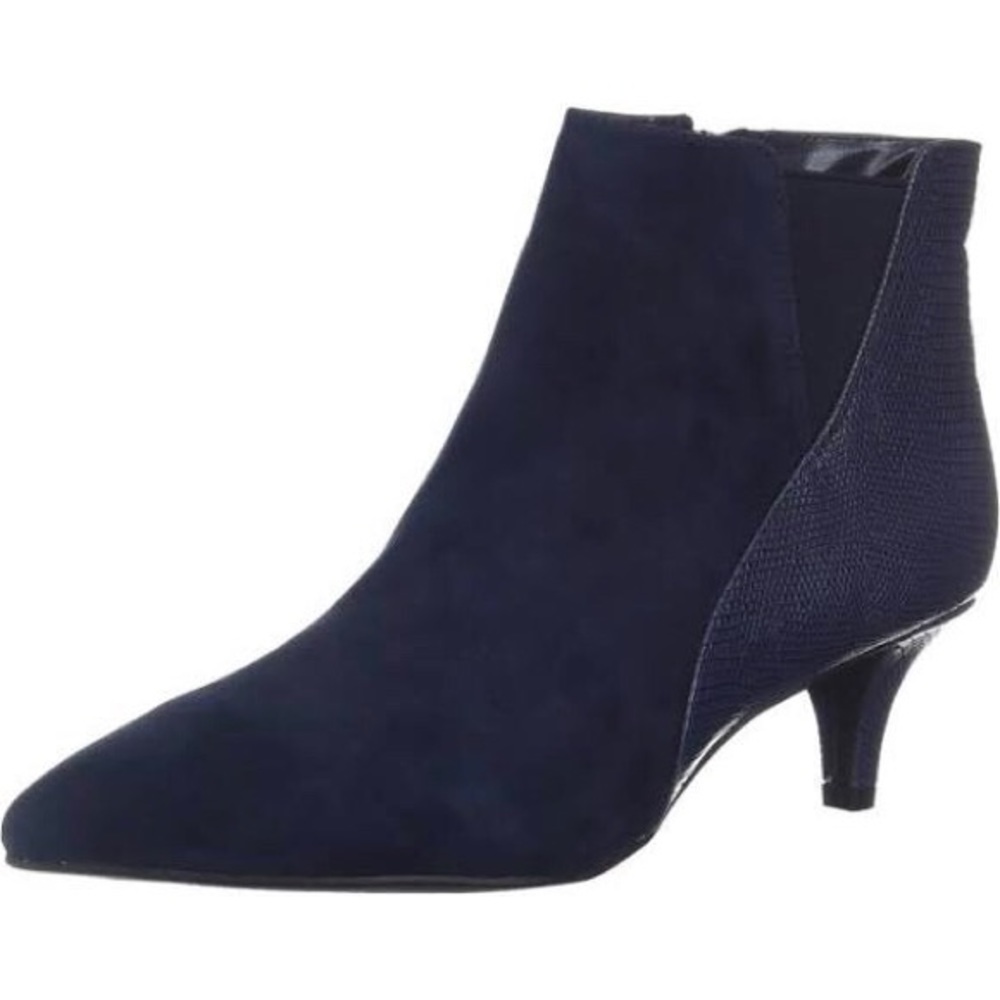 NWOT Bandolino Wishstar Booties Kitten Heel